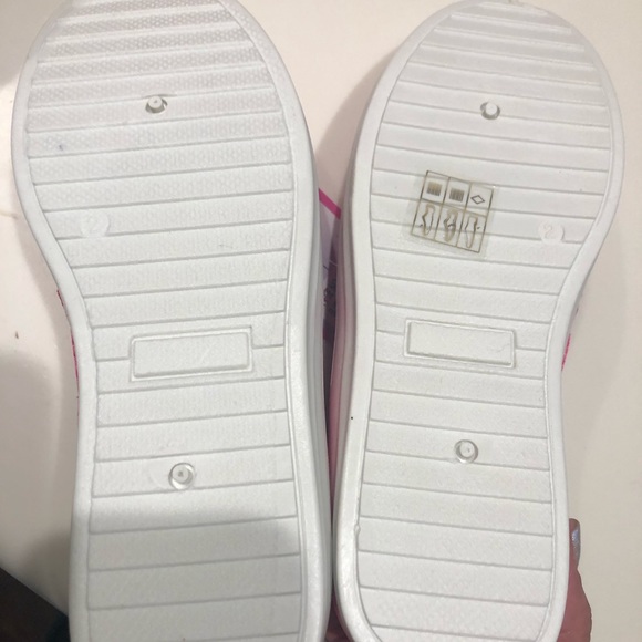 Fuchsia ‘Love’ Star slip-on sneaker - Picture 3 of 6